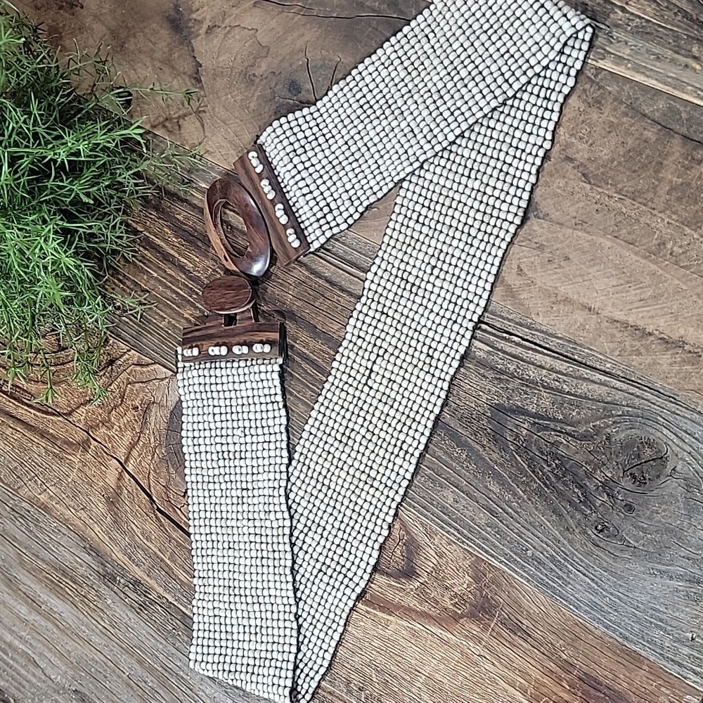 3/$10 *Stretchy Shell & Wood Belt 32+ - Picture 7 of 10